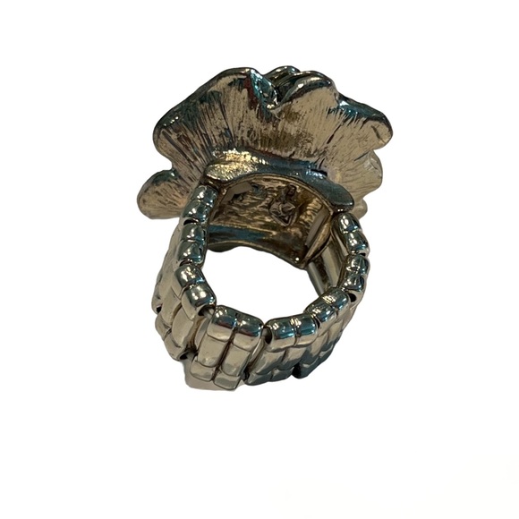 New! Amrita Singh Flower Stretch Ring - Turqoise / Silver Tone - Picture 3 of 3